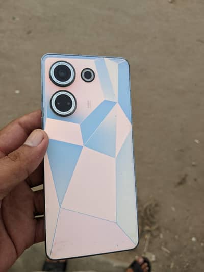 Tecno CAMON 20