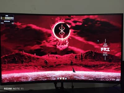 Ease Curved Monitor