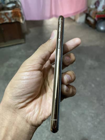 Apple iPhone XS