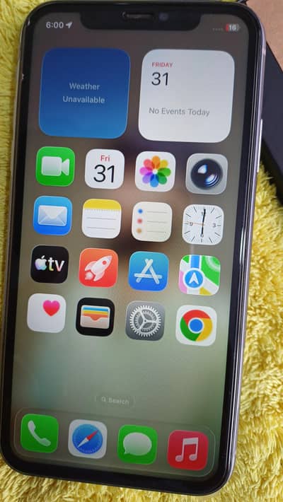 Apple iPhone 11 64 gb 10 by 9 condition