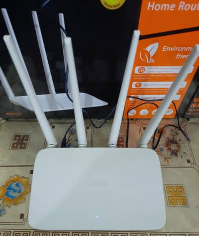 TENDA F6 N300 WIFI ROUTER 4×5Dbi Antenna for Sale with 9/10 Condition