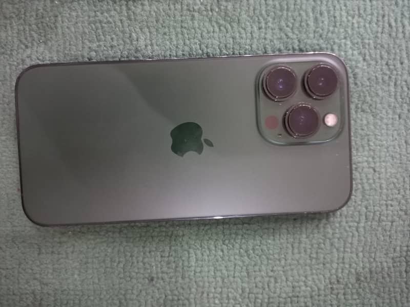 Apple iPhone 13 Pro 0