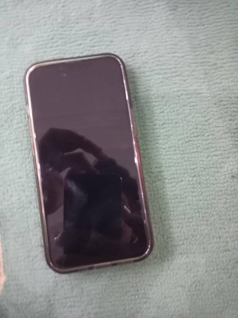 Apple iPhone 13 Pro 2