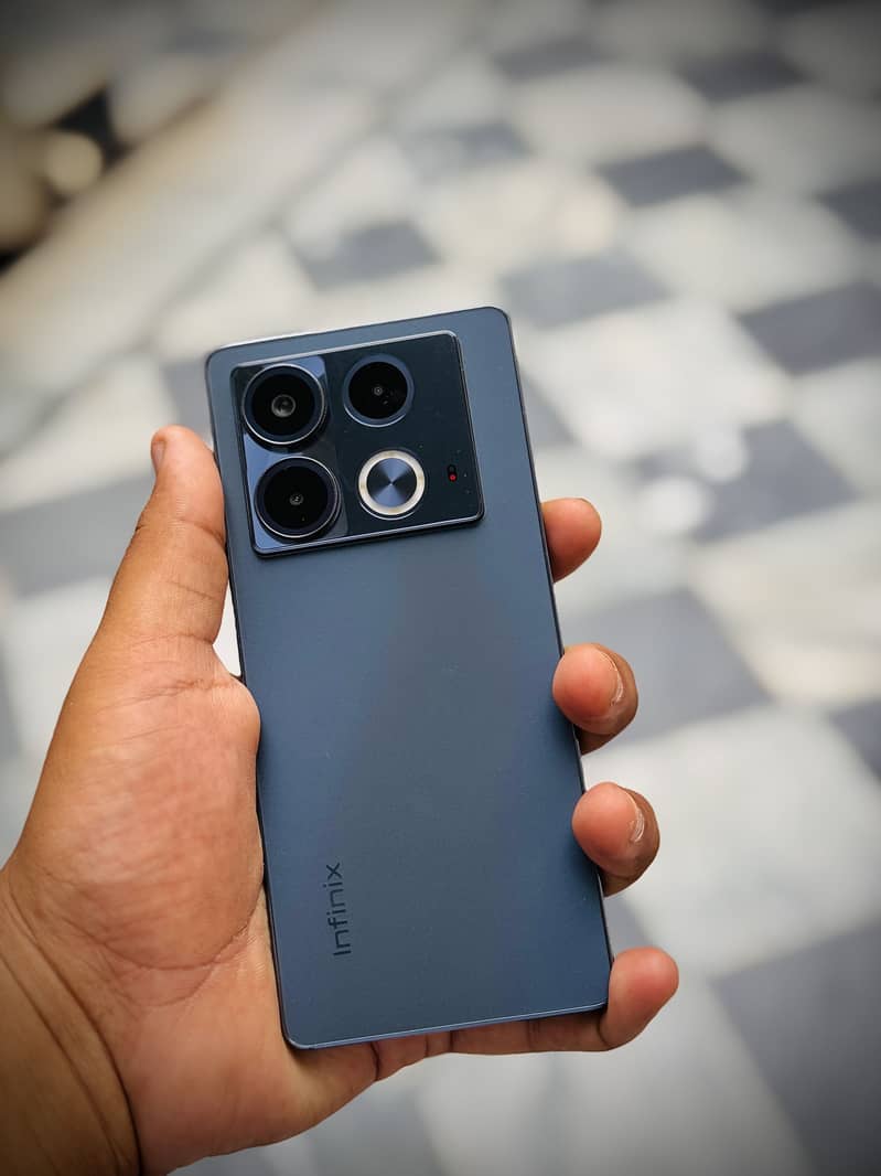 Infinix Note 40 2
