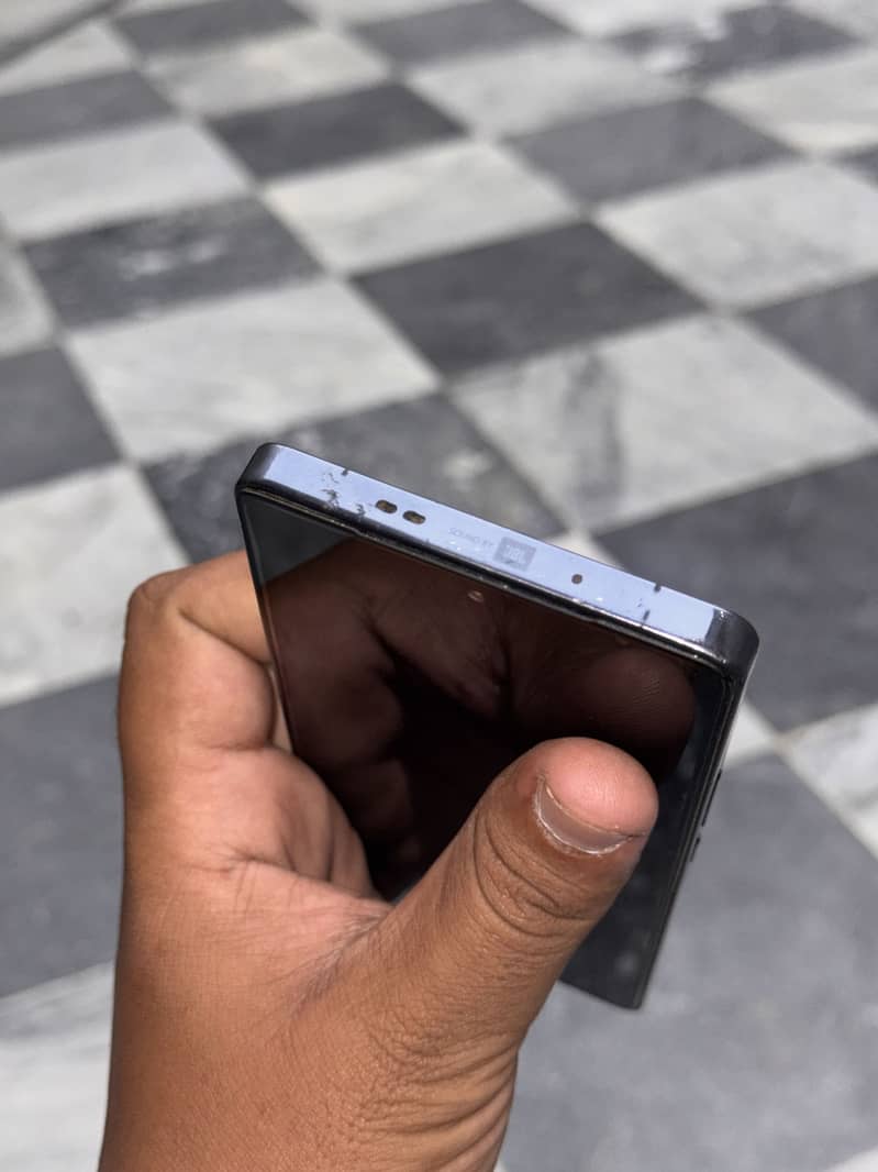Infinix Note 40 4