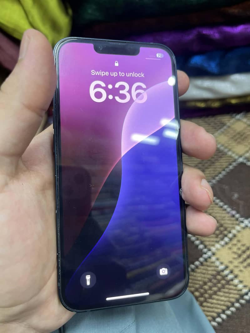 Apple iPhone 13 5