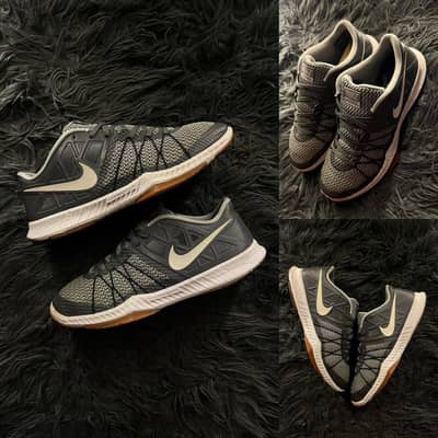 Nike zoom trainers ( 42) size