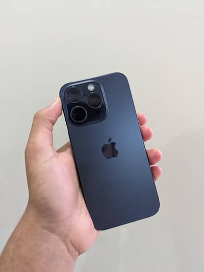 IPhone 15 Pro factory unlock 256gb