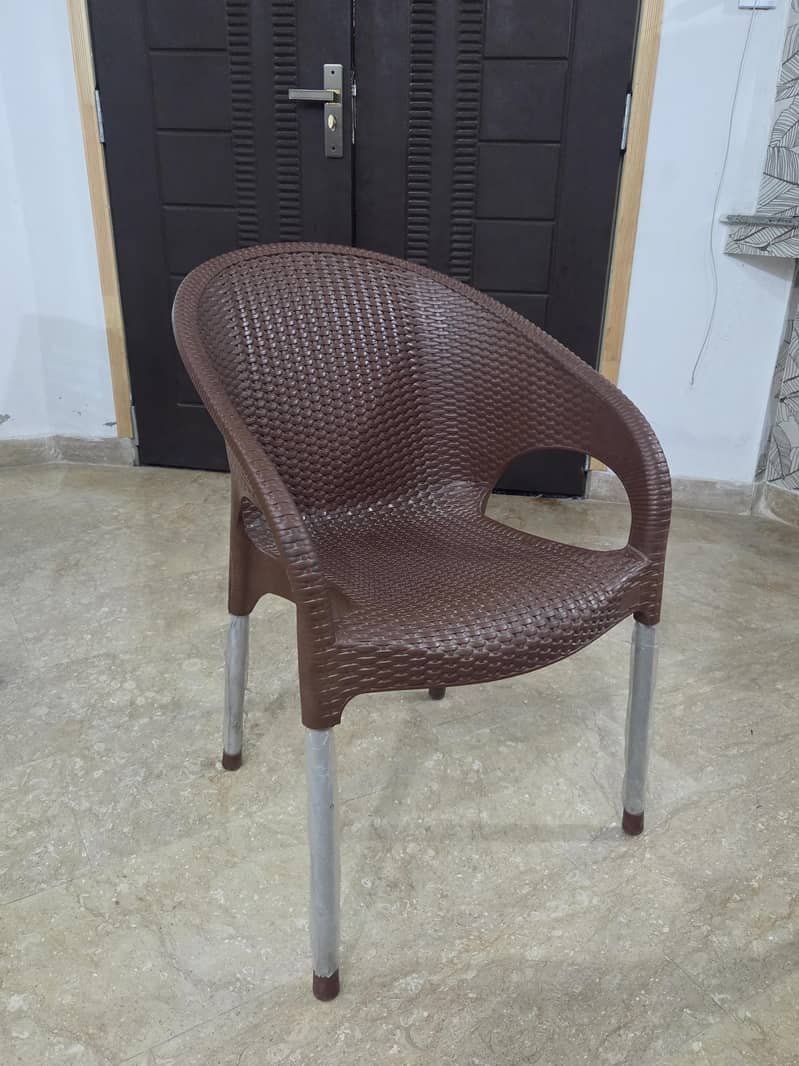 plastic chairs 1