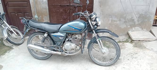 Suzuki GS 150