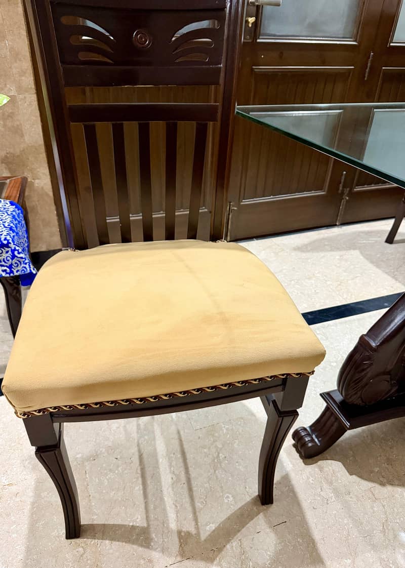 Dinning table 5