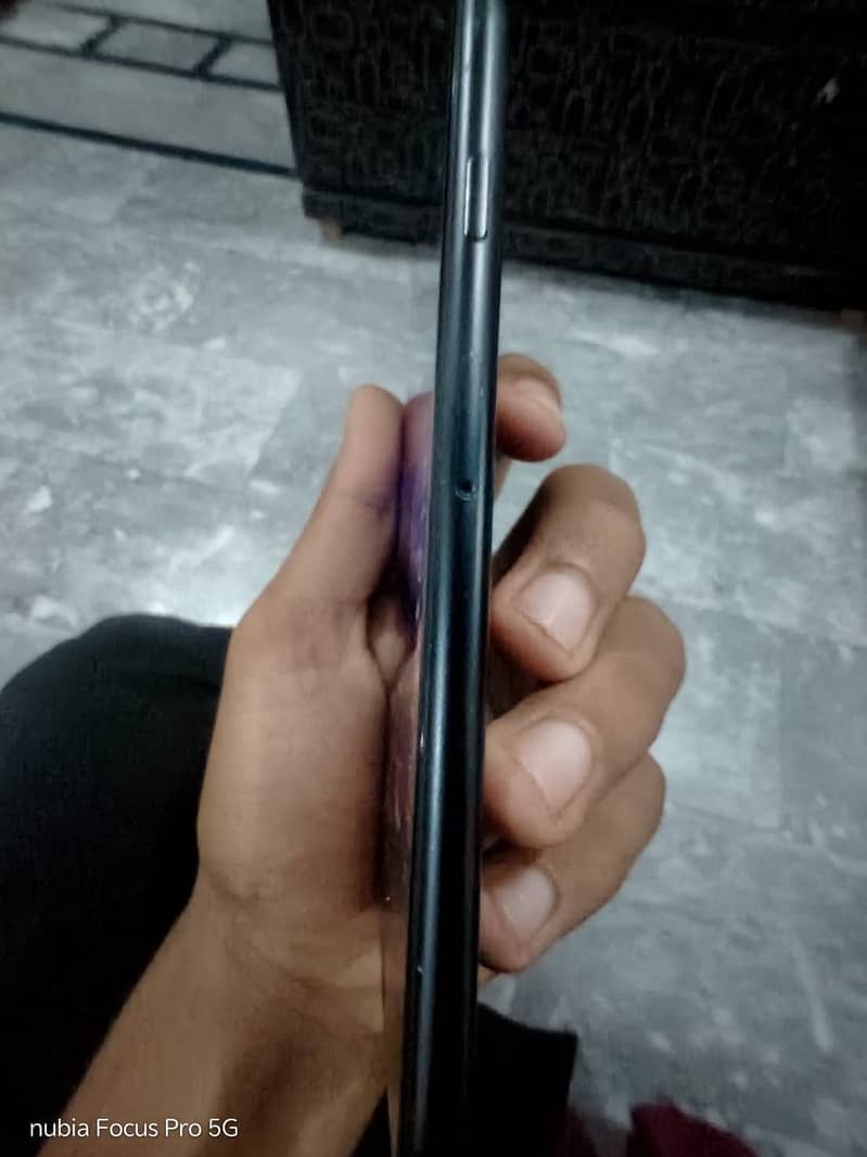 Apple iPhone SE3 2