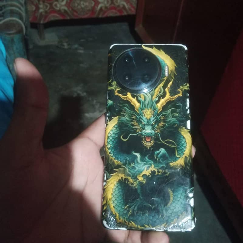 techno spark 20 pro plus 4
