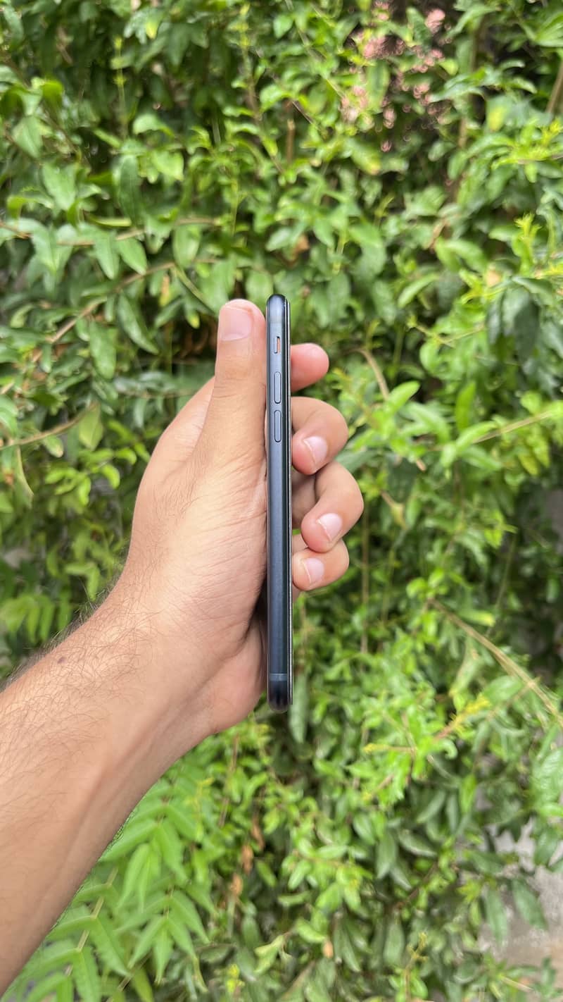 Apple iPhone SE 3rd generation 2