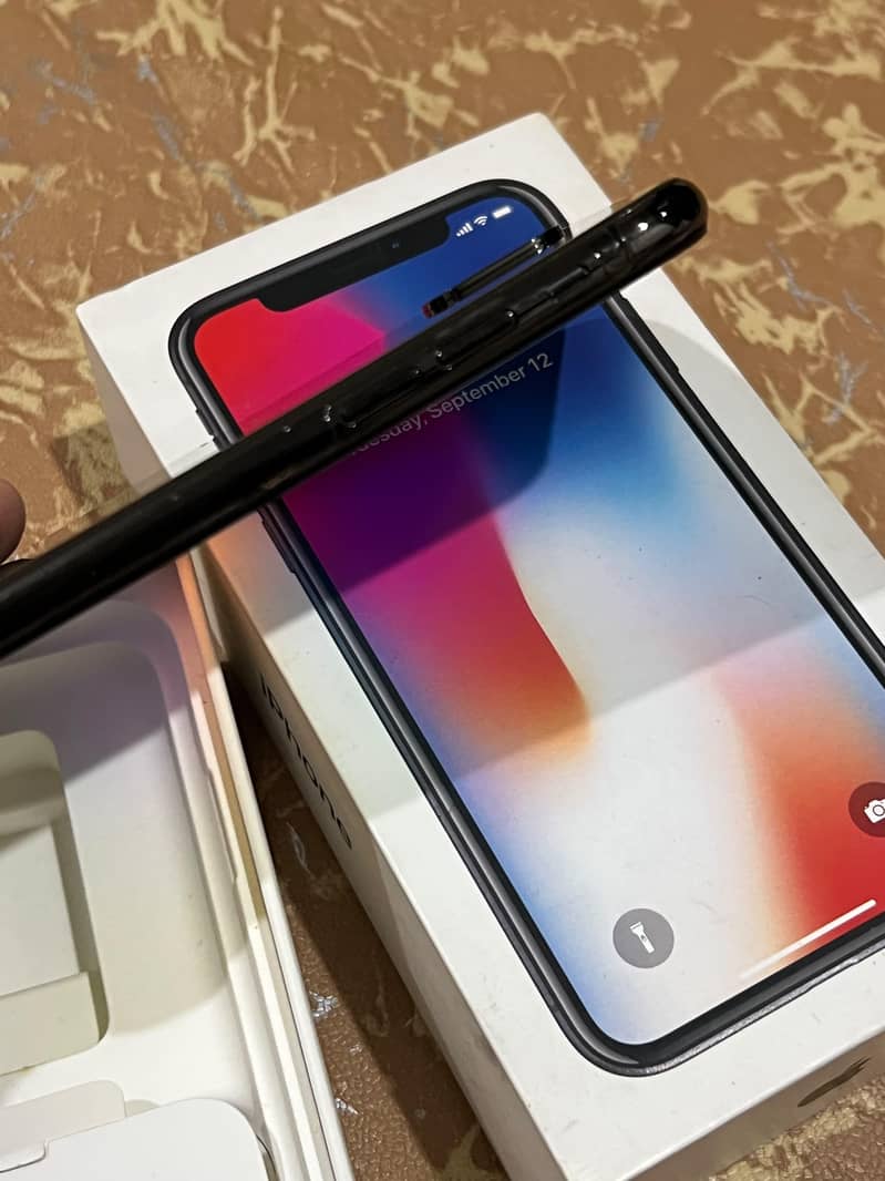 Apple iPhone x 5