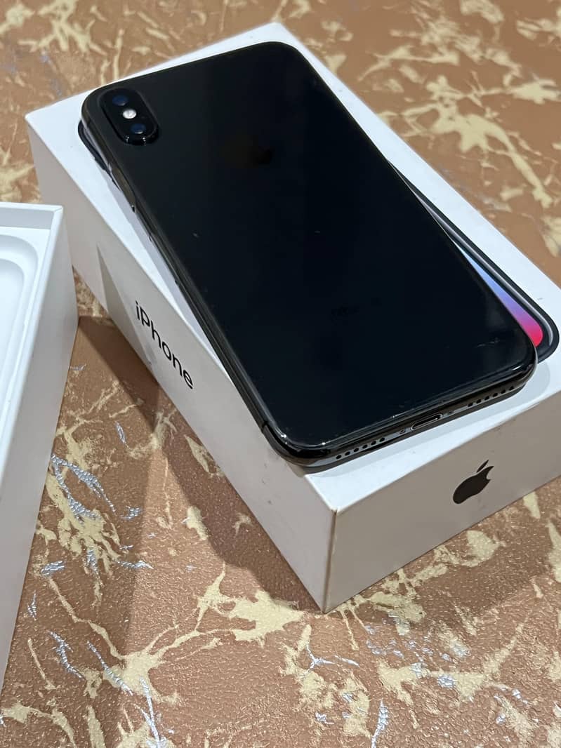 Apple iPhone x 12
