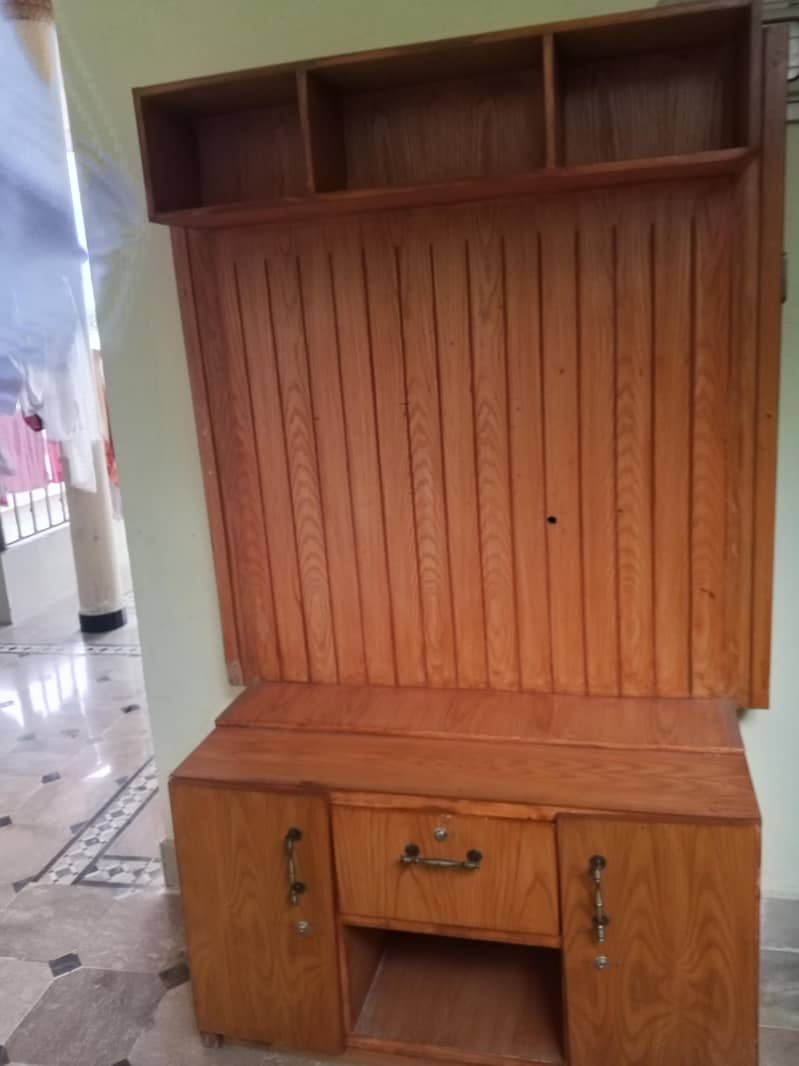 lCD table condition 10/9 2