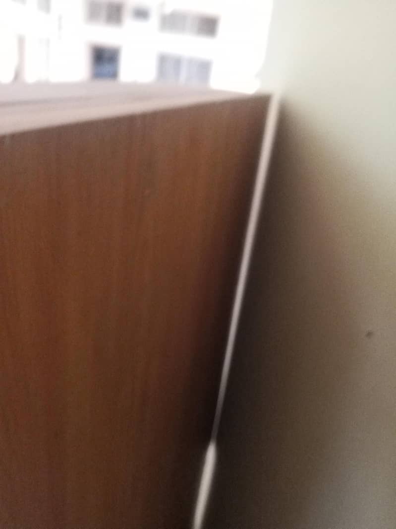 lCD table condition 10/9 3