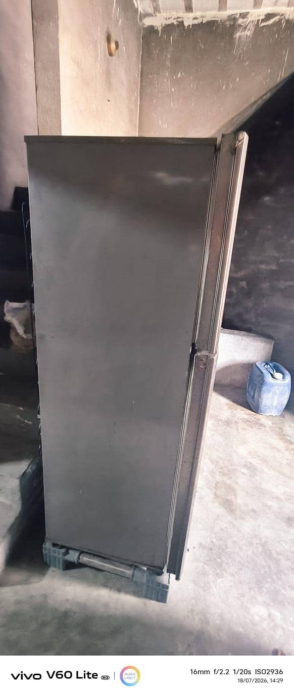 Large Size Fridge 0