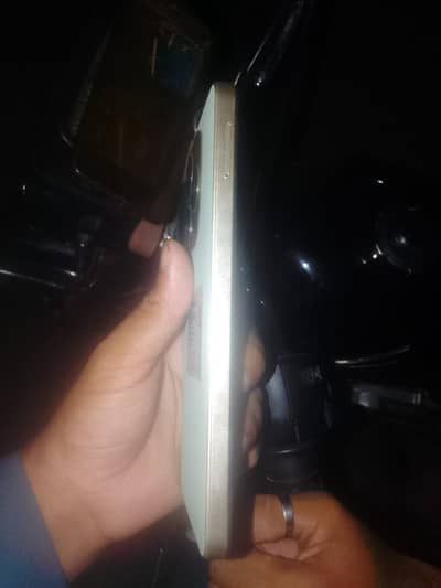 Tecno Spark 20C