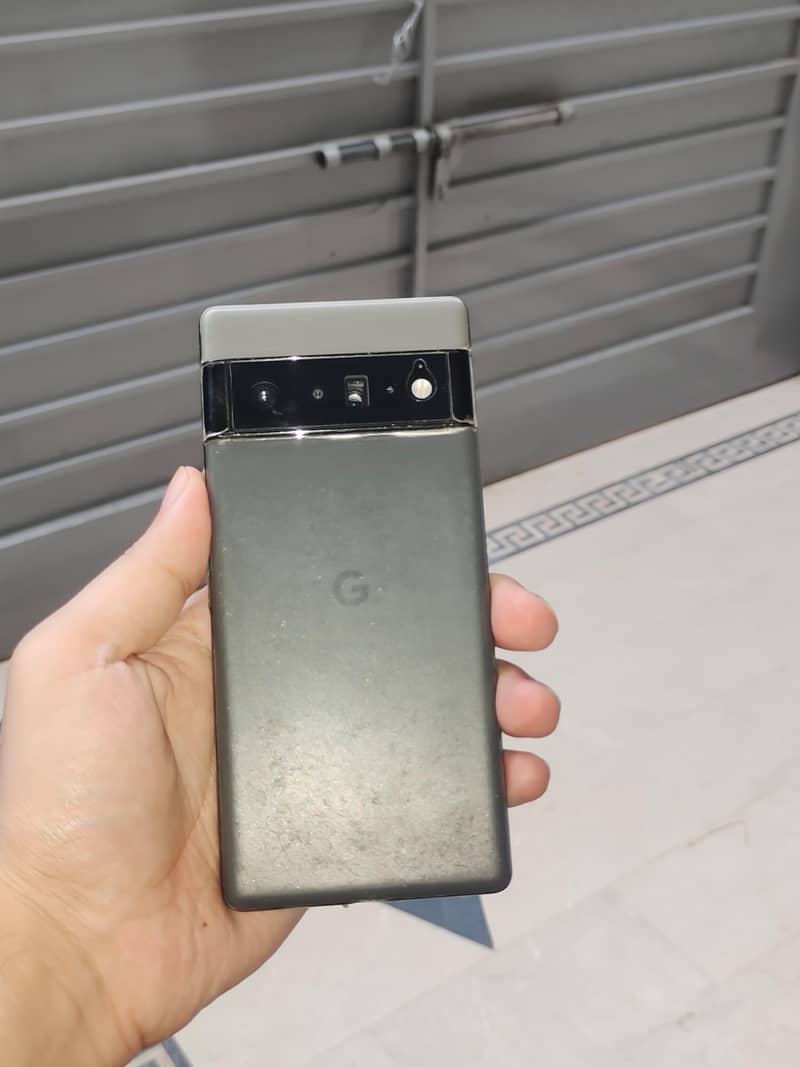 Google Pixel 6 Pro 2