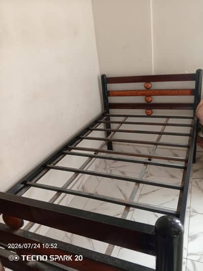 kids bed only 1 person