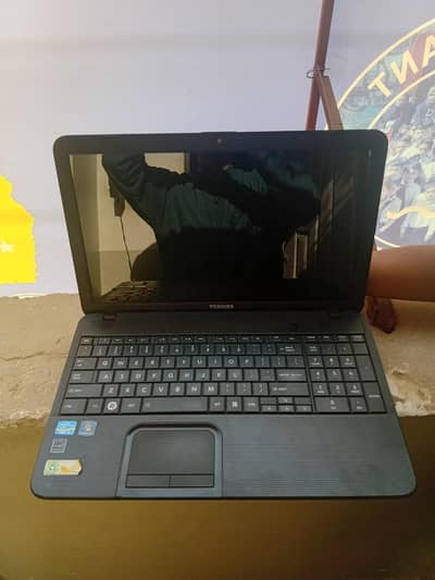 Selling my personal use laptop in excellent condition. Urgent sale