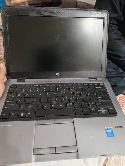 HP 820 used laptop