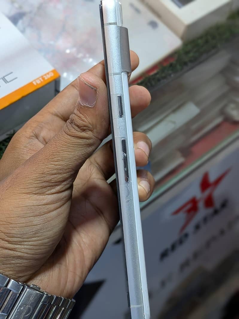 Google Pixel 7 3