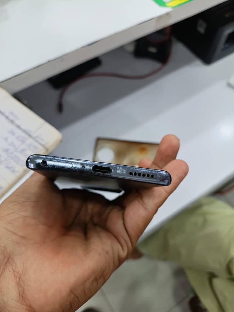 Tecno Spark 20 Pro Plus 3