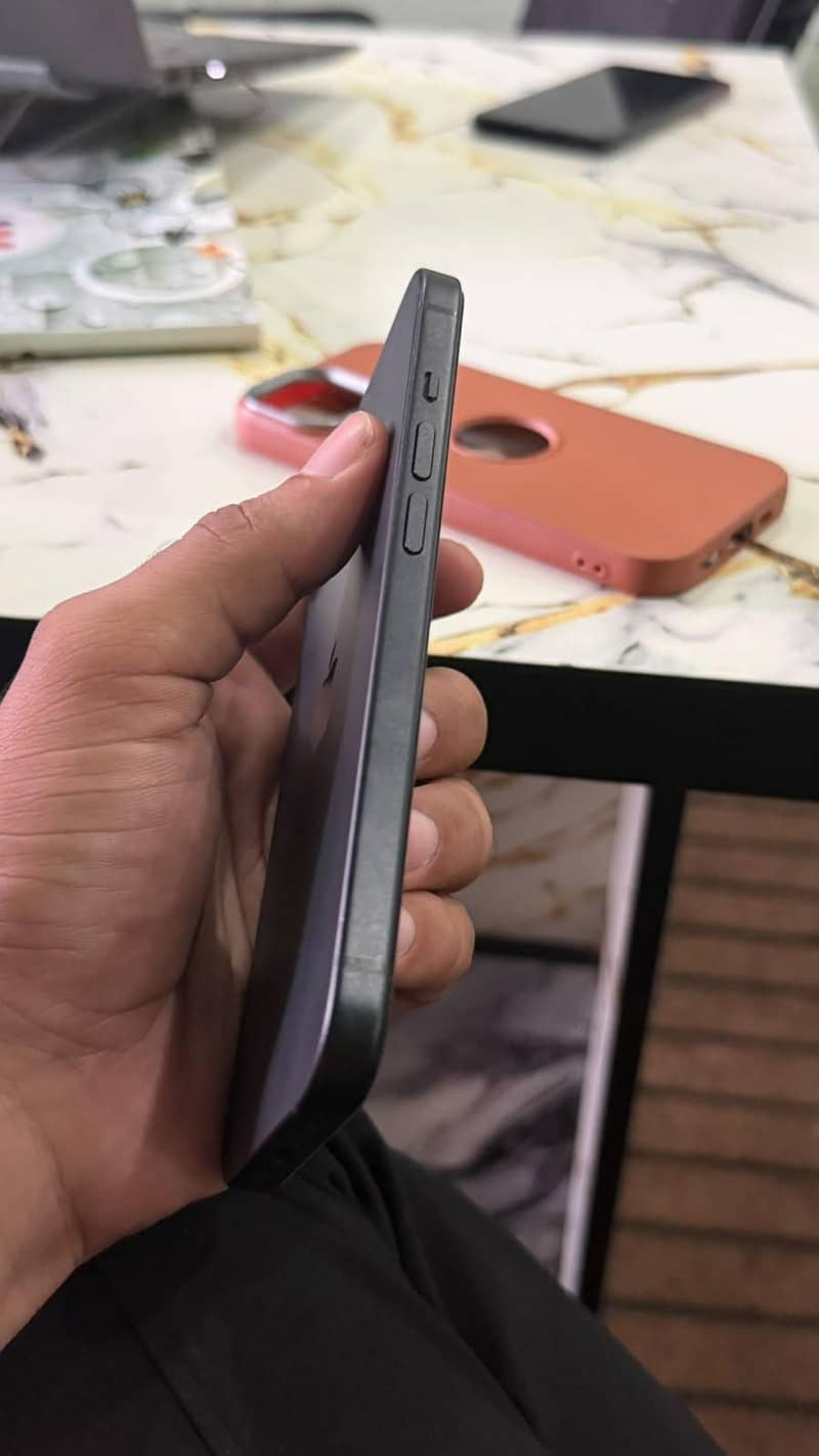 Apple iPhone 15 1