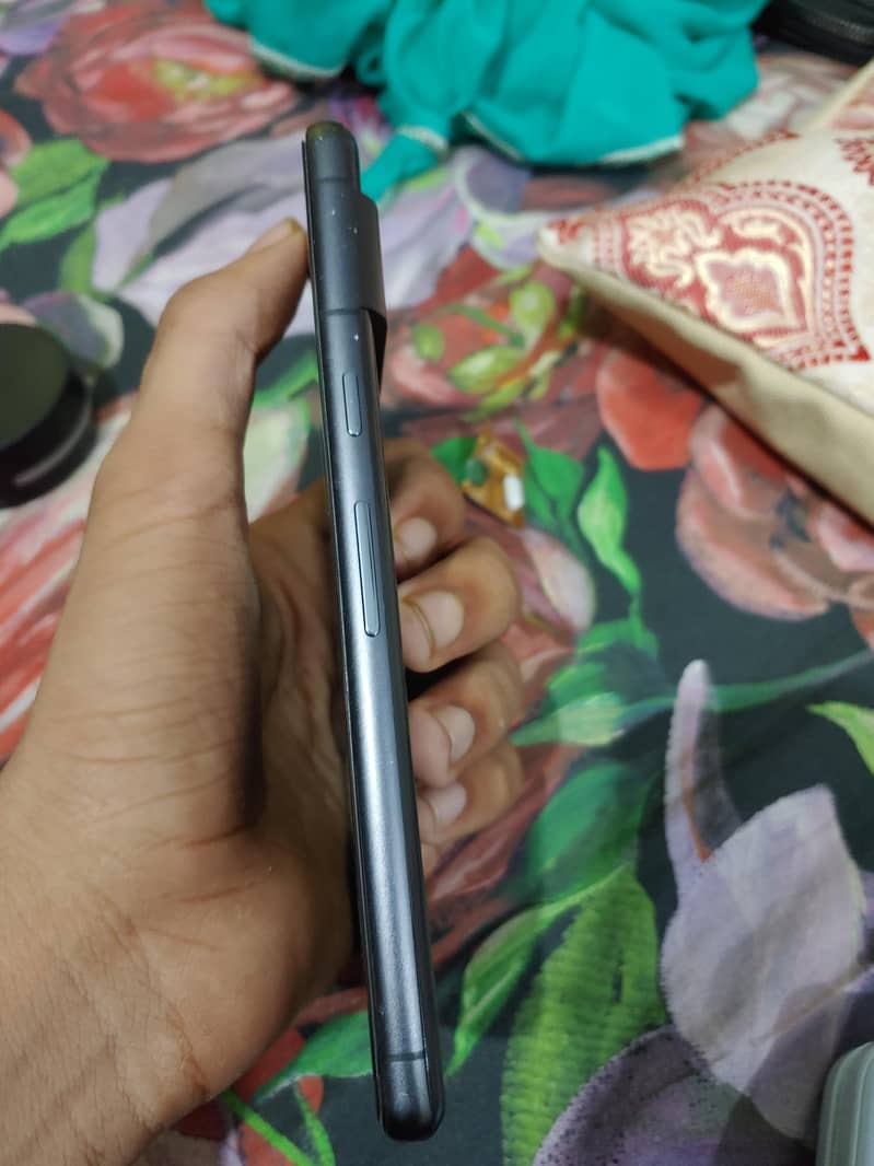 Google Pixel 7 3
