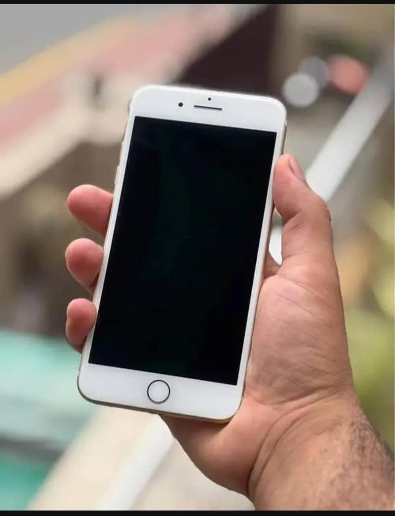 Apple iPhone 7 Plus 1
