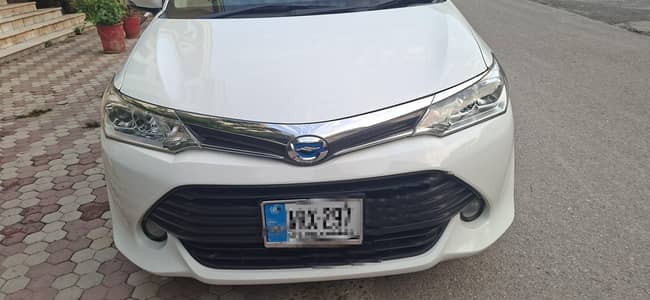 Toyota Corolla Axio 2016