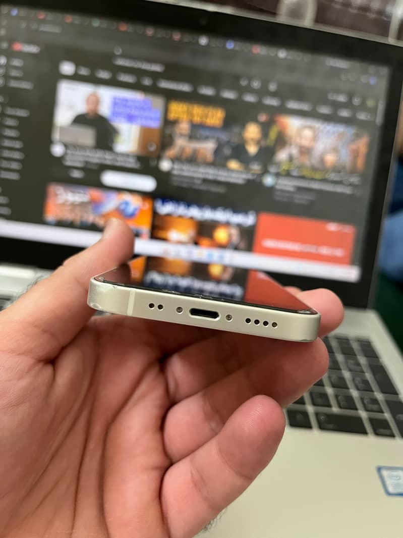 Iphone 12 mini Jv 3