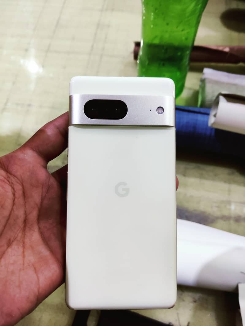 Google Pixel 7 5