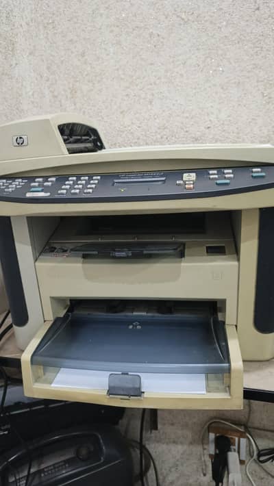Hp leaserjet M1522nf All in one All in one Total o