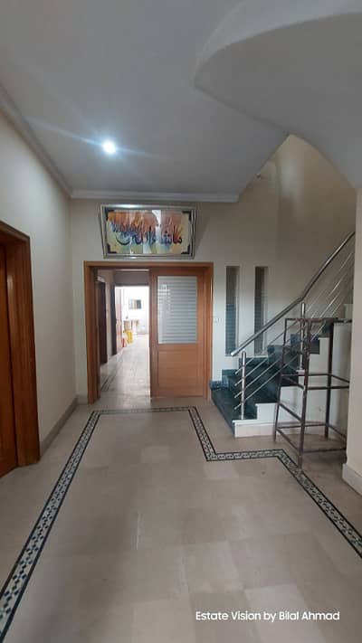 0321 86 10 688 Beautiful & solid construction 8 Marla house 2 electric & 1 suigas meter available for sale in Khyaban colony 2 suigas available 8 Ma