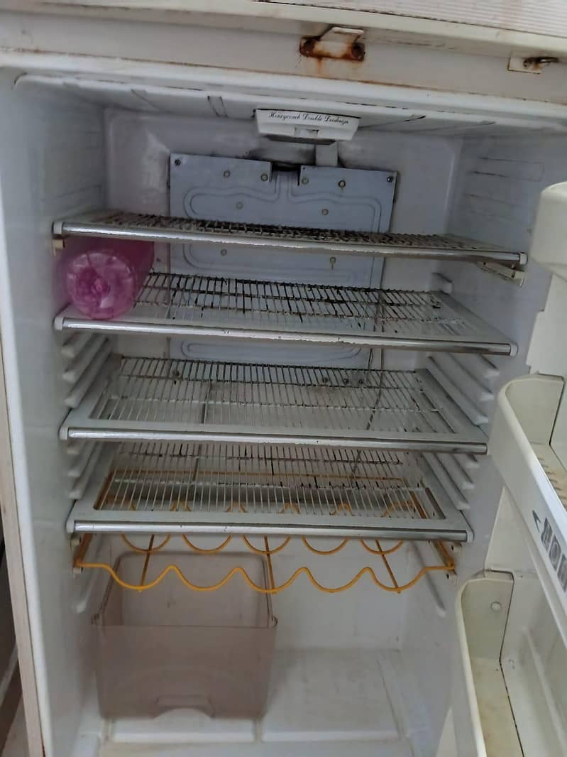 Dawlance refrigerator 3