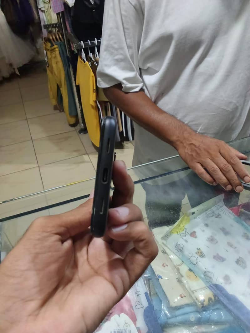Google Pixel 4a 5G 3