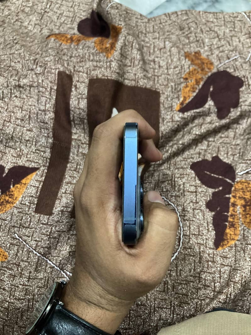 Apple iPhone 13 Pro 7