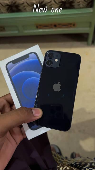 Apple iPhone 12 mini Factory unlocked with box
