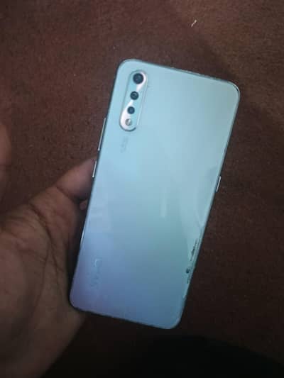 Vivo S1