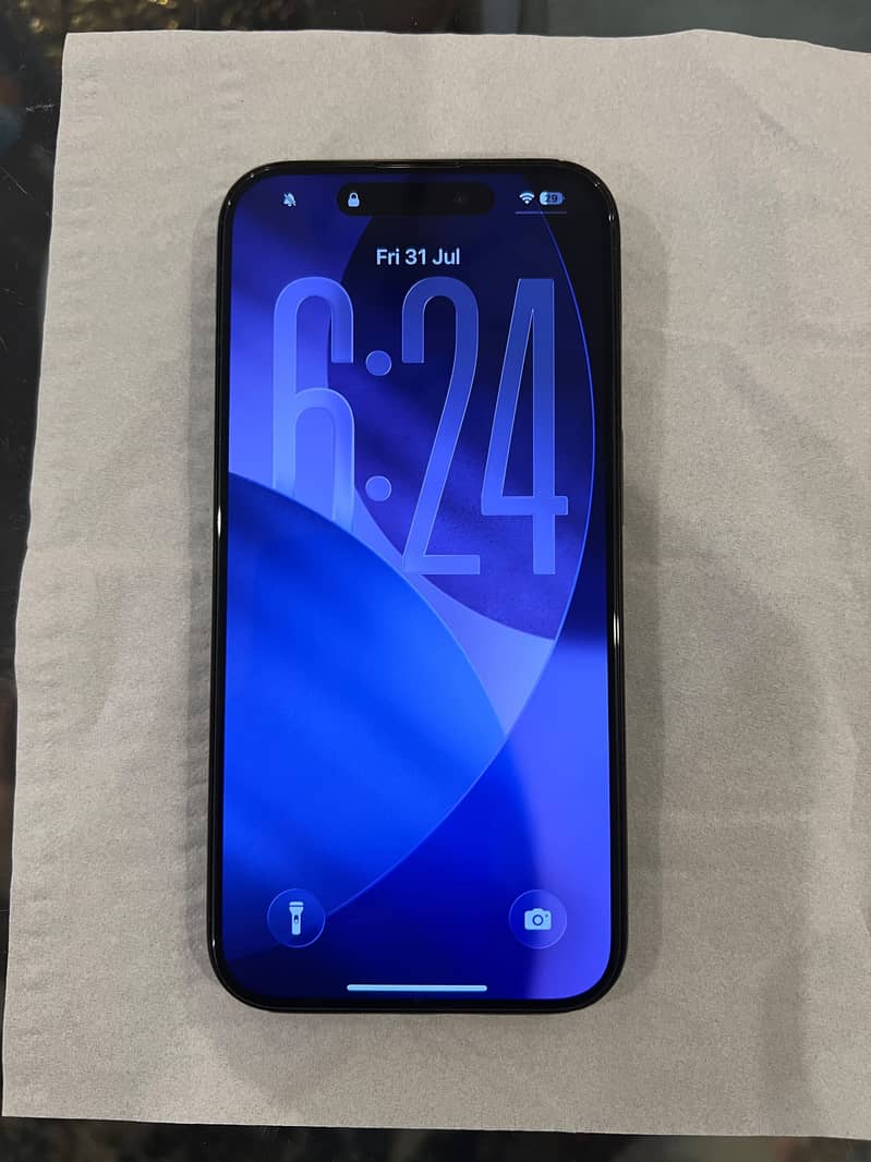 Apple iPhone 15 Pro 2