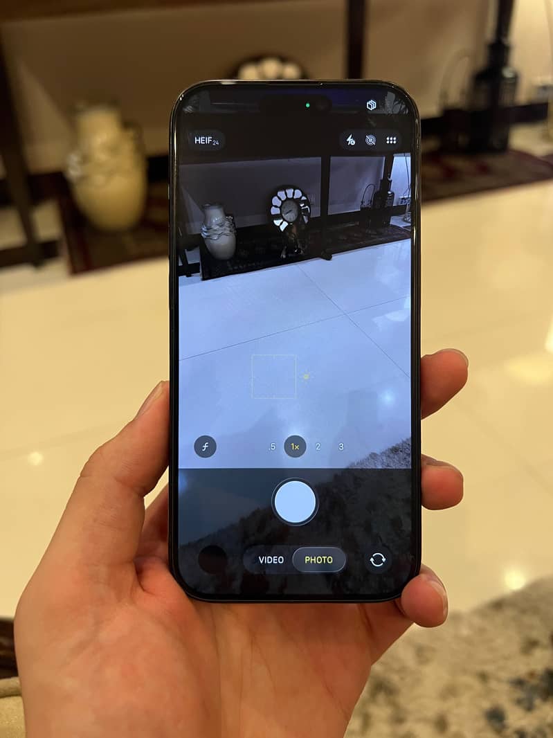 Apple iPhone 15 Pro 6