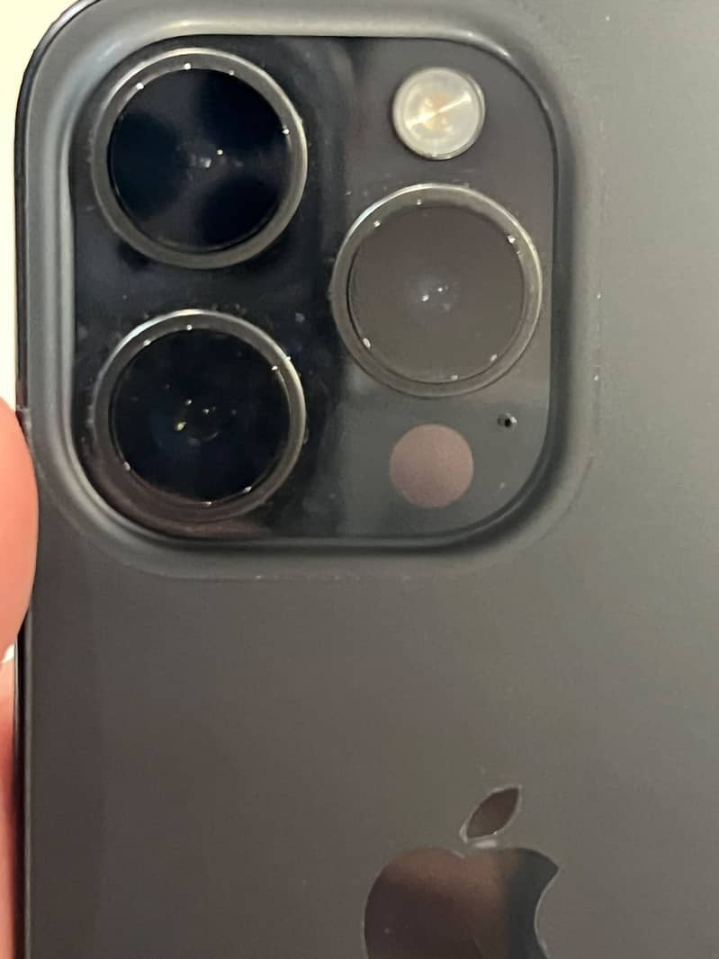 Apple iPhone 15 Pro 9