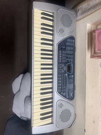 Second hand electric piano