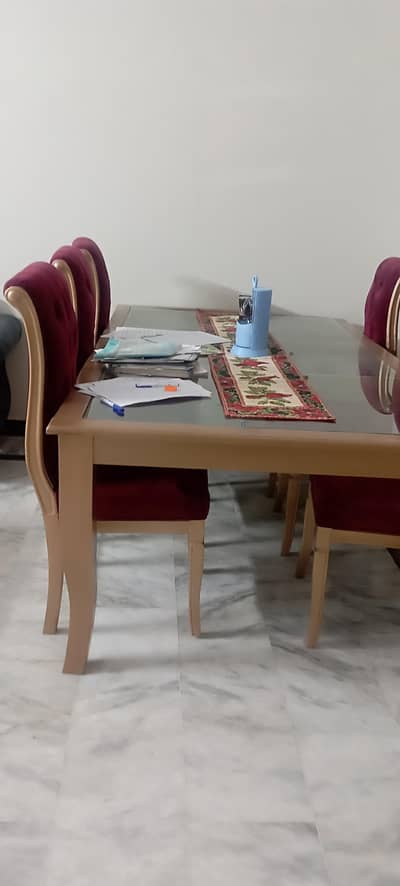 8 seater dinning table