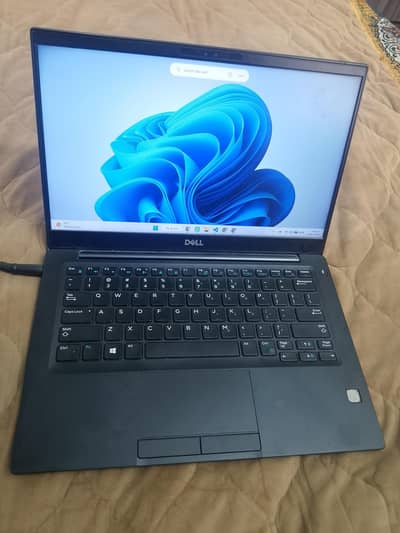 Dell Latitude 7390 Core i5 8th Gen - 16/238