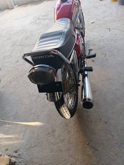 125 motorcycle